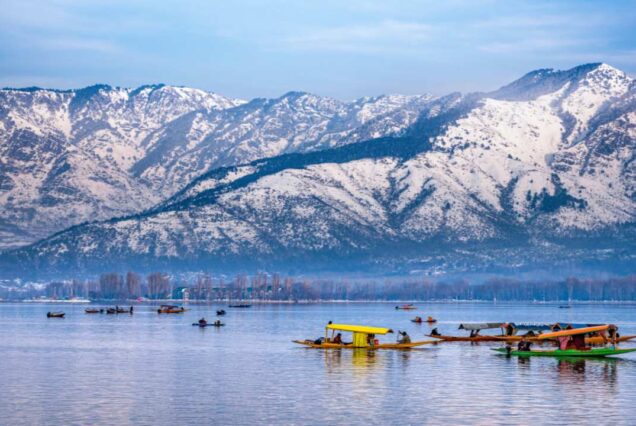 Srinagar Sonmarg Gulmarg Short Kashmir tour 4N5D